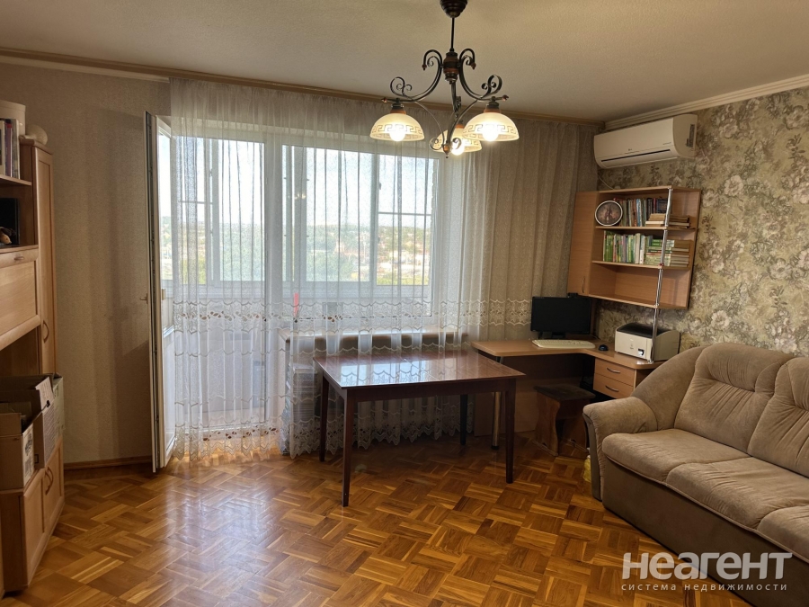 Продается 3-х комнатная квартира, 82 м²