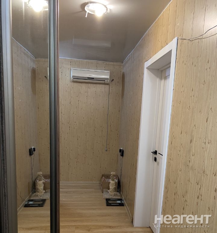 Продается 1-комнатная квартира, 33 м²