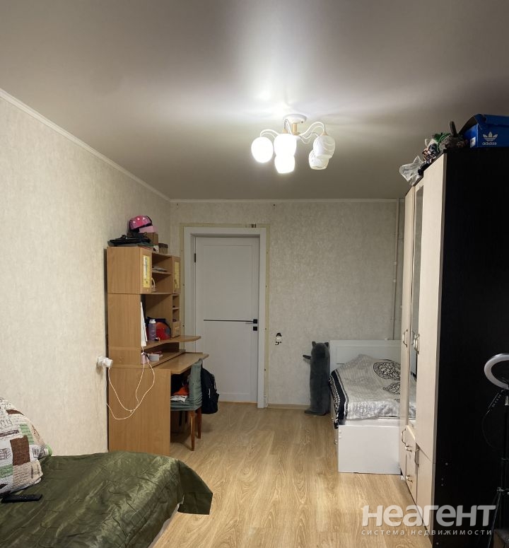 Продается 1-комнатная квартира, 33 м²