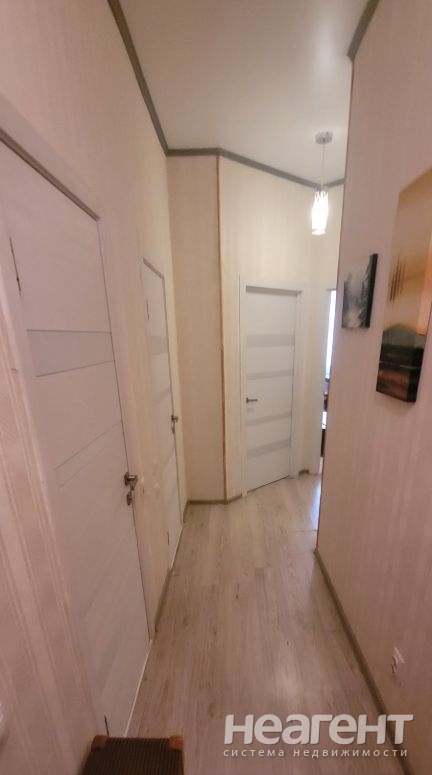 Продается 2-х комнатная квартира, 60 м²