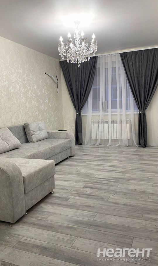 Сдается 2-х комнатная квартира, 61 м²