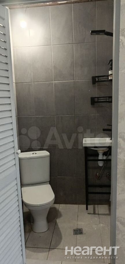 Продается 1-комнатная квартира, 14 м²