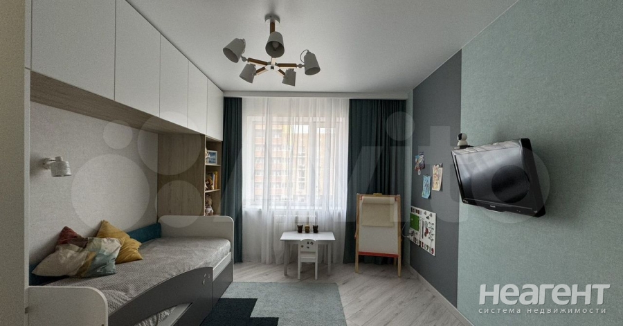 Продается 3-х комнатная квартира, 80 м²