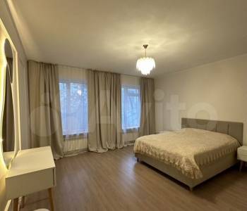 Продается Дом, 400 м²