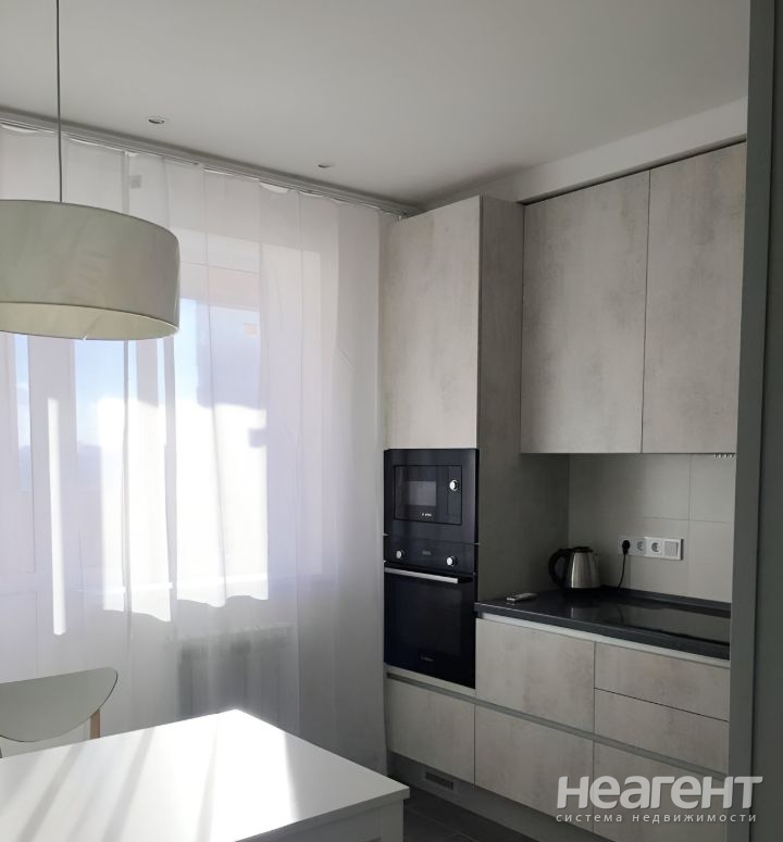 Сдается Многокомнатная квартира, 76 м²