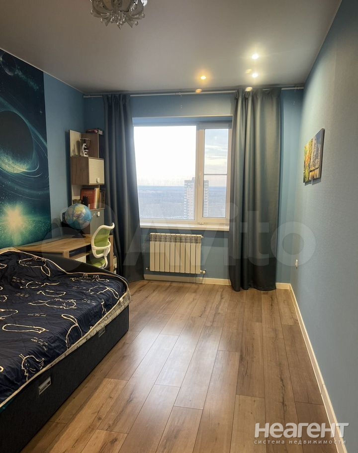 Продается 3-х комнатная квартира, 81 м²