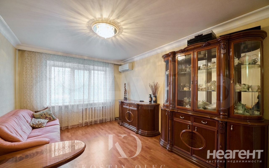 Продается 3-х комнатная квартира, 63 м²