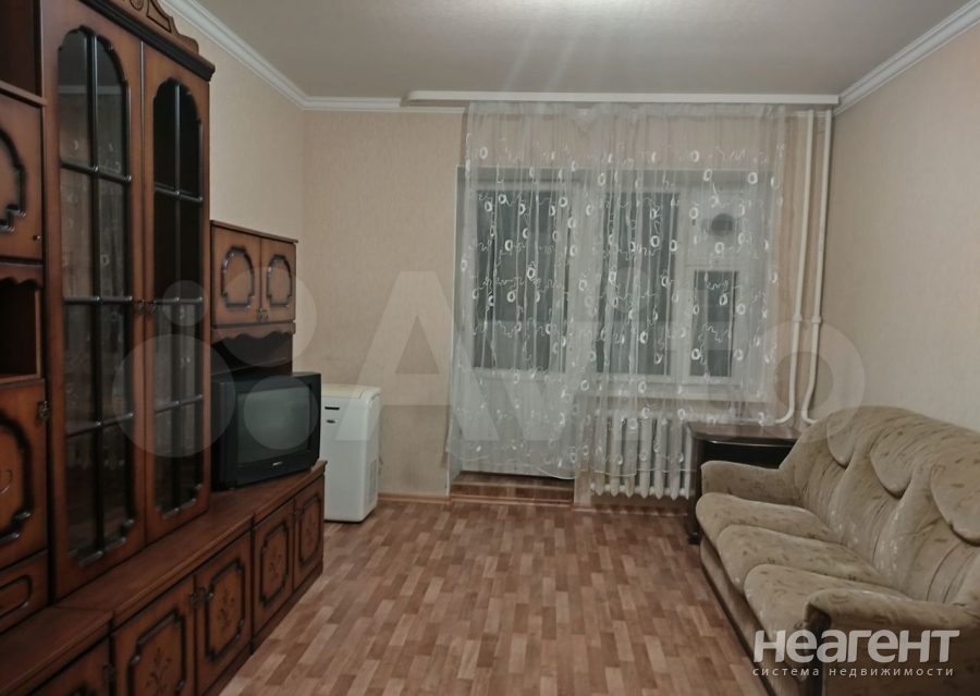 Сдается 1-комнатная квартира, 48 м²