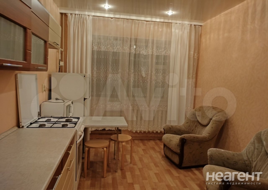 Сдается 1-комнатная квартира, 48 м²