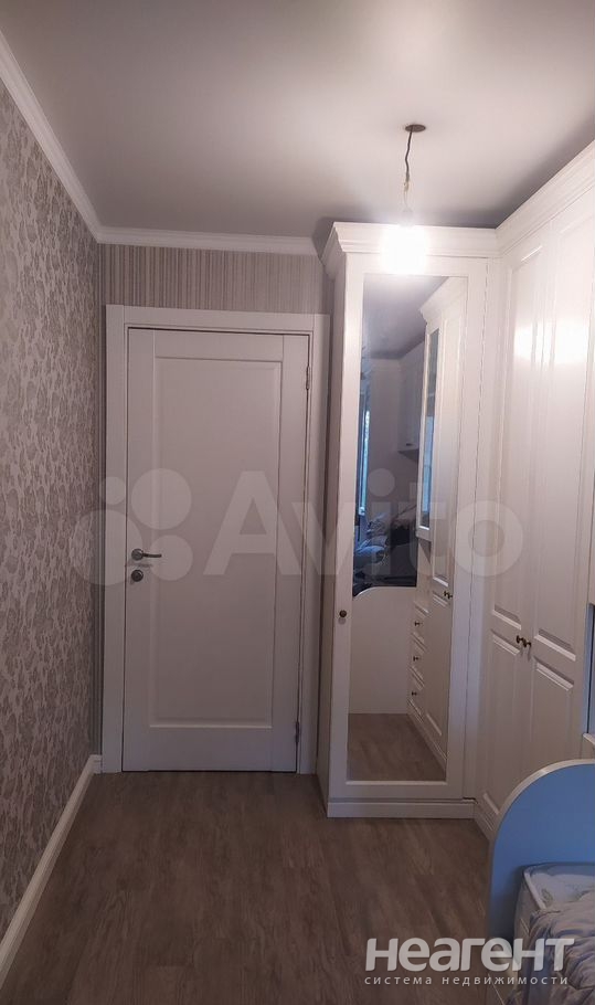 Продается 3-х комнатная квартира, 56,9 м²