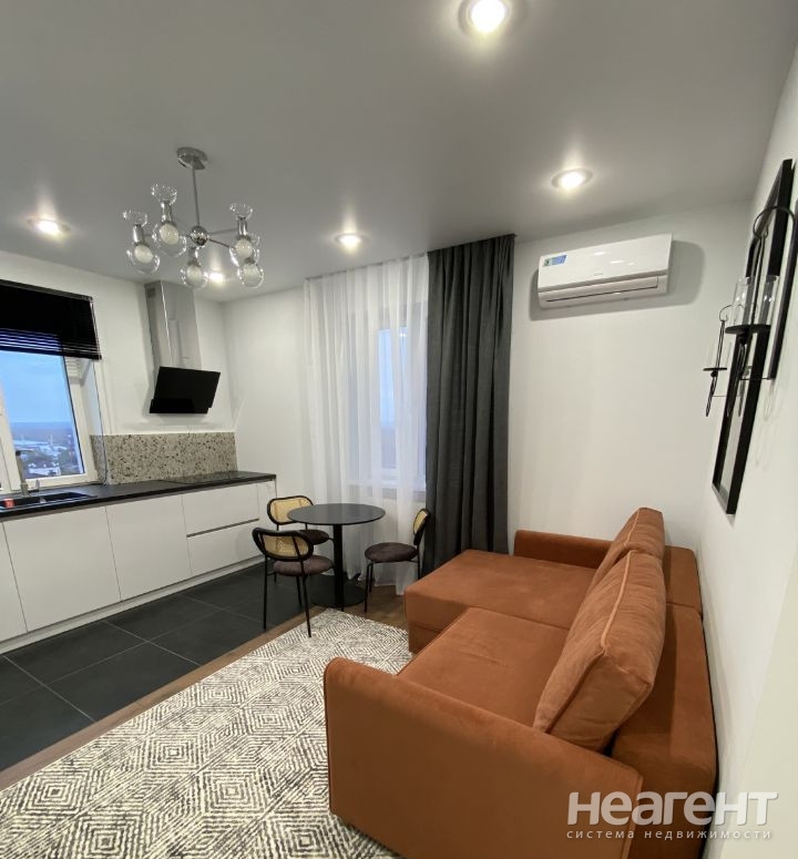 Продается 3-х комнатная квартира, 54 м²