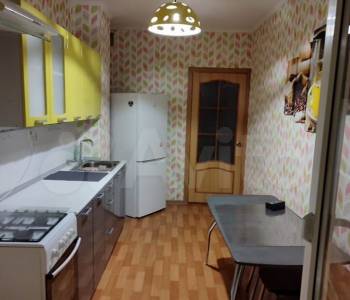 Сдается 2-х комнатная квартира, 60 м²