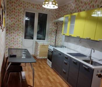 Сдается 2-х комнатная квартира, 60 м²