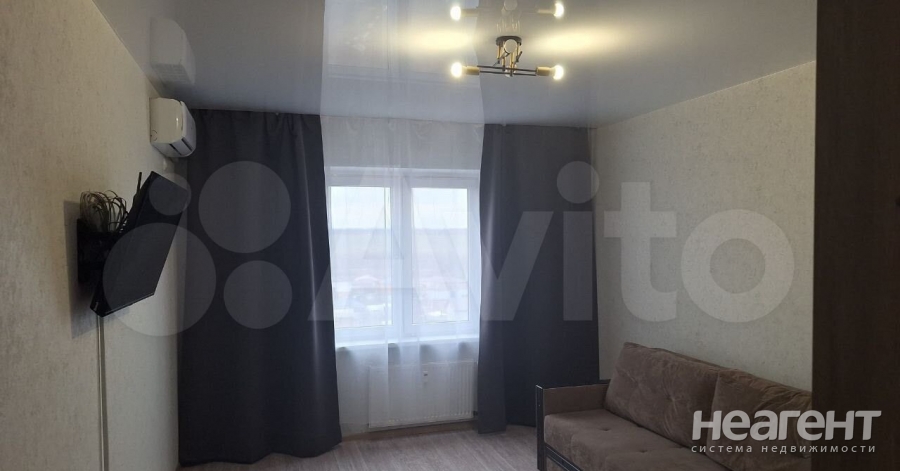 Сдается 1-комнатная квартира, 40 м²