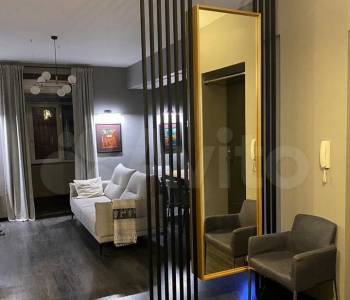 Продается 1-комнатная квартира, 90 м²