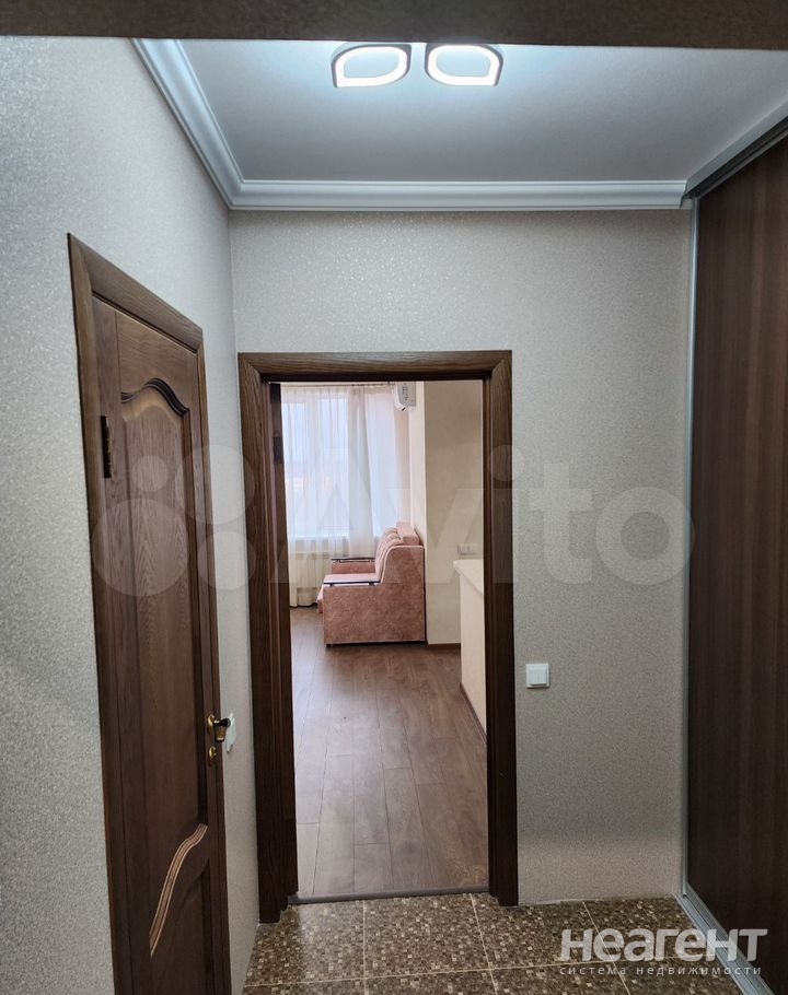 Продается 1-комнатная квартира, 39 м²