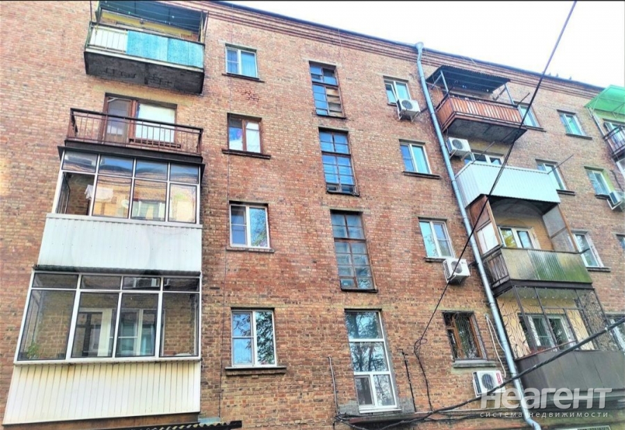 Продается 3-х комнатная квартира, 55 м²