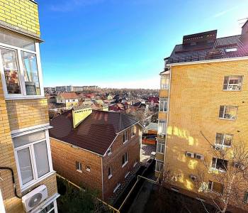 Продается 2-х комнатная квартира, 72 м²