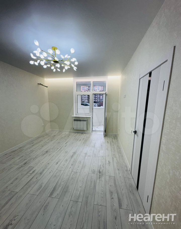 Продается 1-комнатная квартира, 45 м²