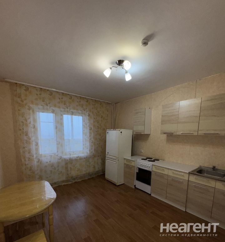 Продается 1-комнатная квартира, 45,4 м²