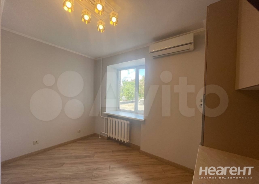 Продается 2-х комнатная квартира, 72 м²