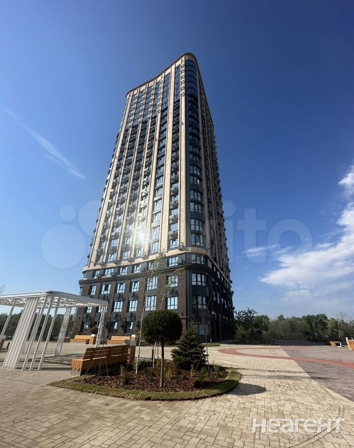 Продается 1-комнатная квартира, 47,2 м²