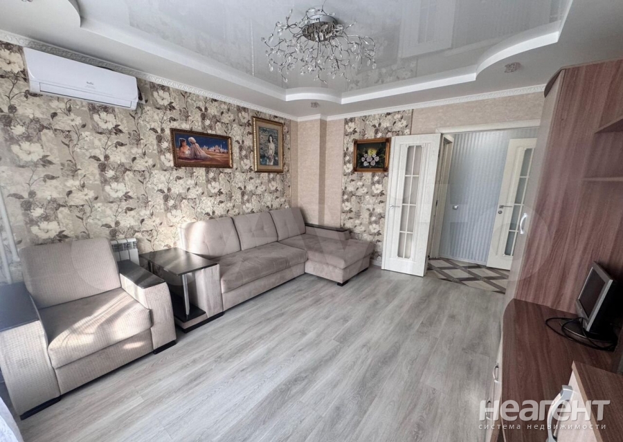 Сдается 2-х комнатная квартира, 60 м²