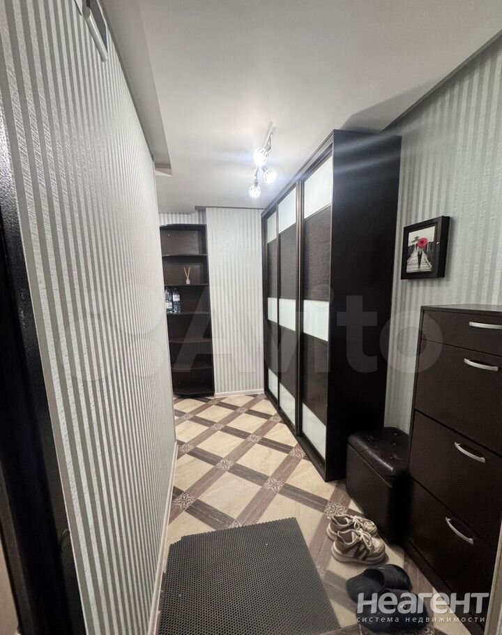 Сдается 2-х комнатная квартира, 60 м²