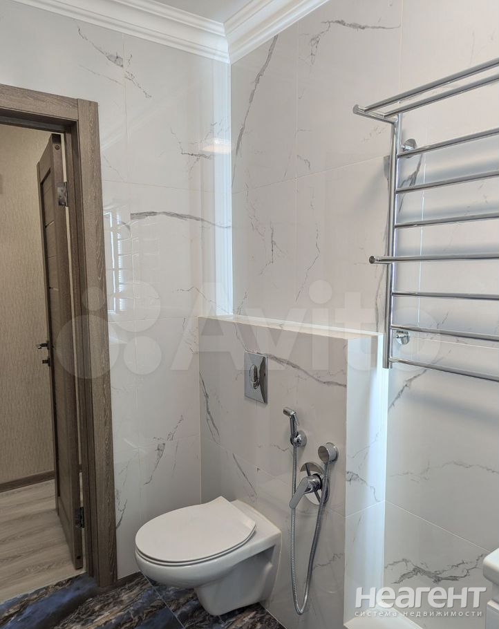 Продается 2-х комнатная квартира, 75 м²