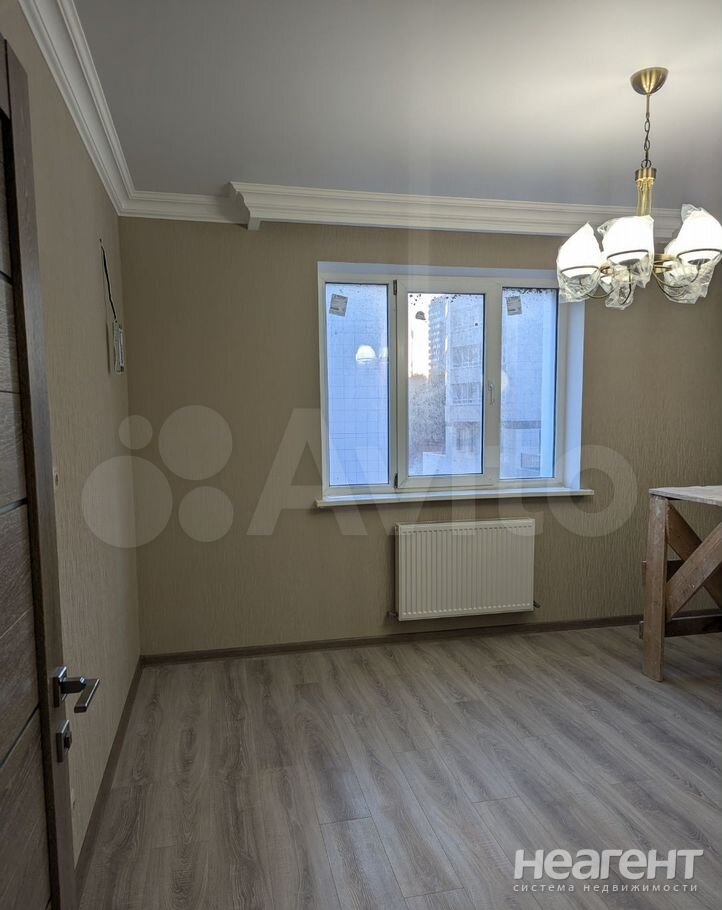 Продается 2-х комнатная квартира, 75 м²