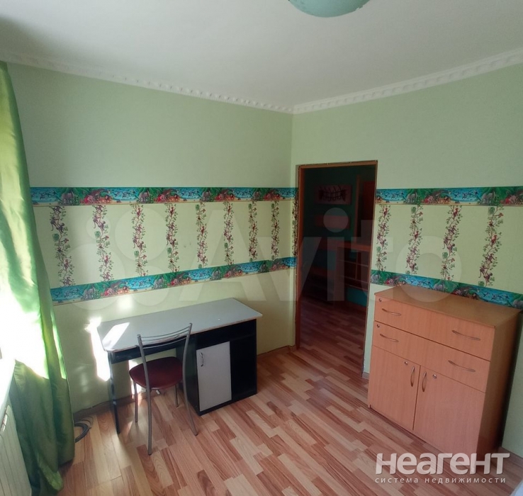 Сдается Многокомнатная квартира, 80 м²