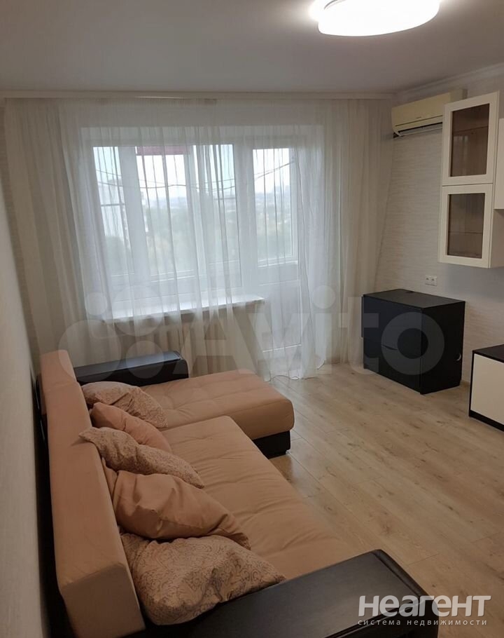 Продается 1-комнатная квартира, 37,2 м²