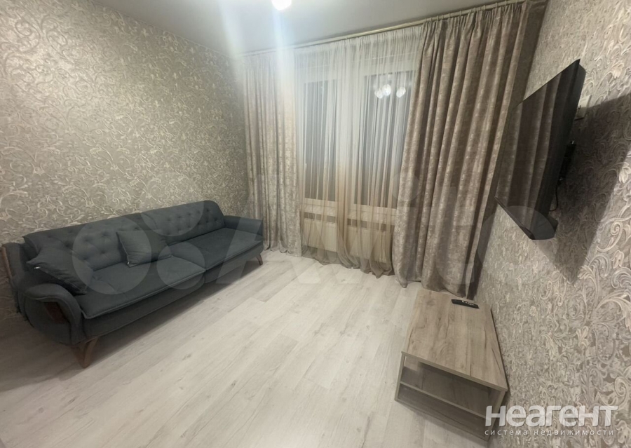 Сдается Многокомнатная квартира, 63 м²