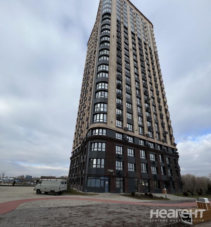 Сдается 1-комнатная квартира, 43 м²