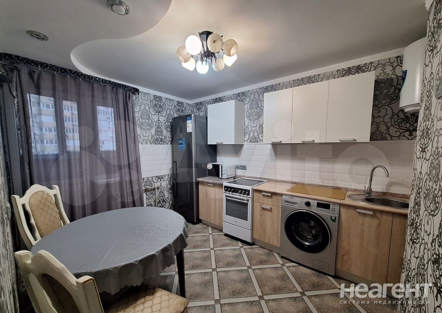 Сдается 1-комнатная квартира, 36 м²