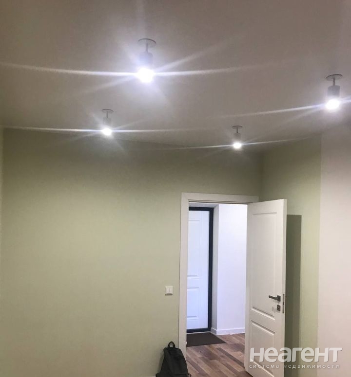 Сдается 1-комнатная квартира, 38 м²