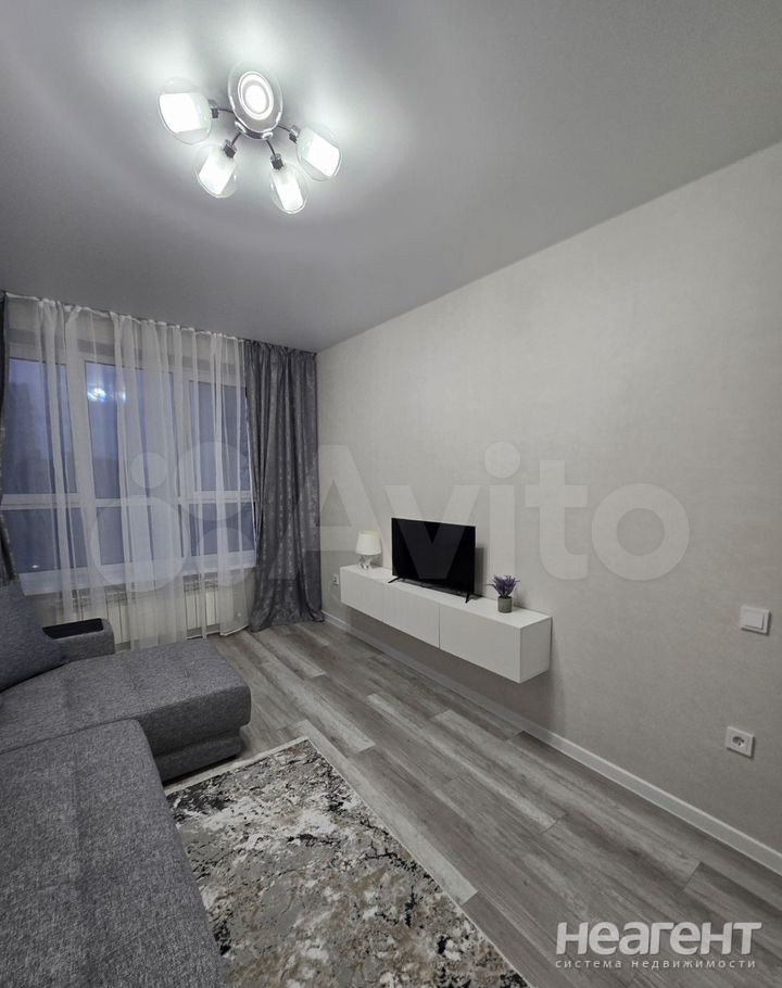 Продается 1-комнатная квартира, 34 м²