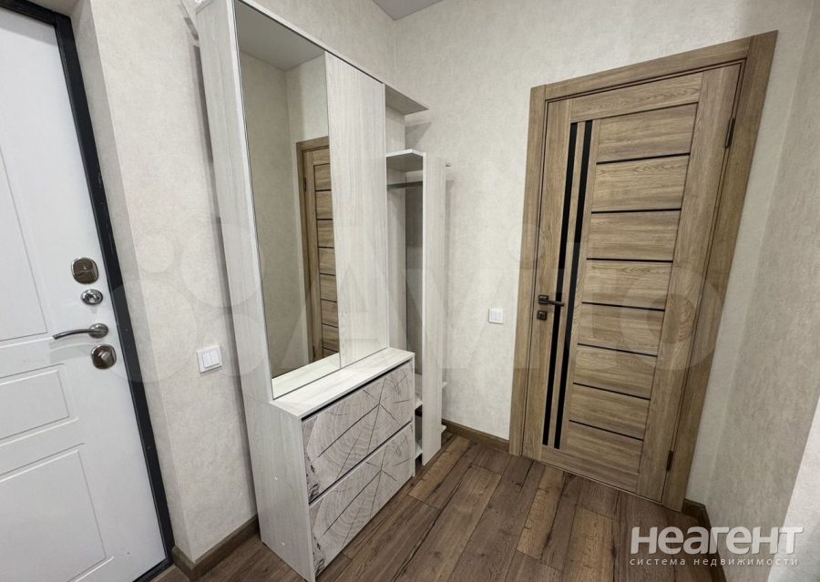 Сдается 1-комнатная квартира, 40,6 м²