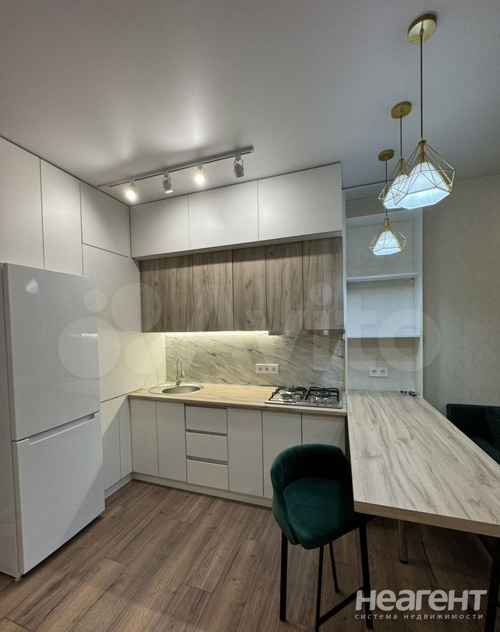 Сдается 1-комнатная квартира, 40,6 м²