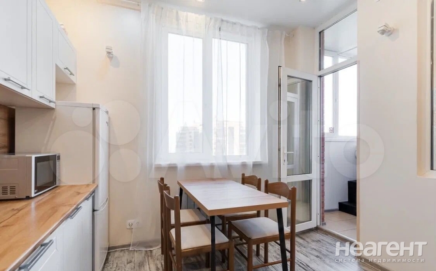 Продается 2-х комнатная квартира, 58,8 м²