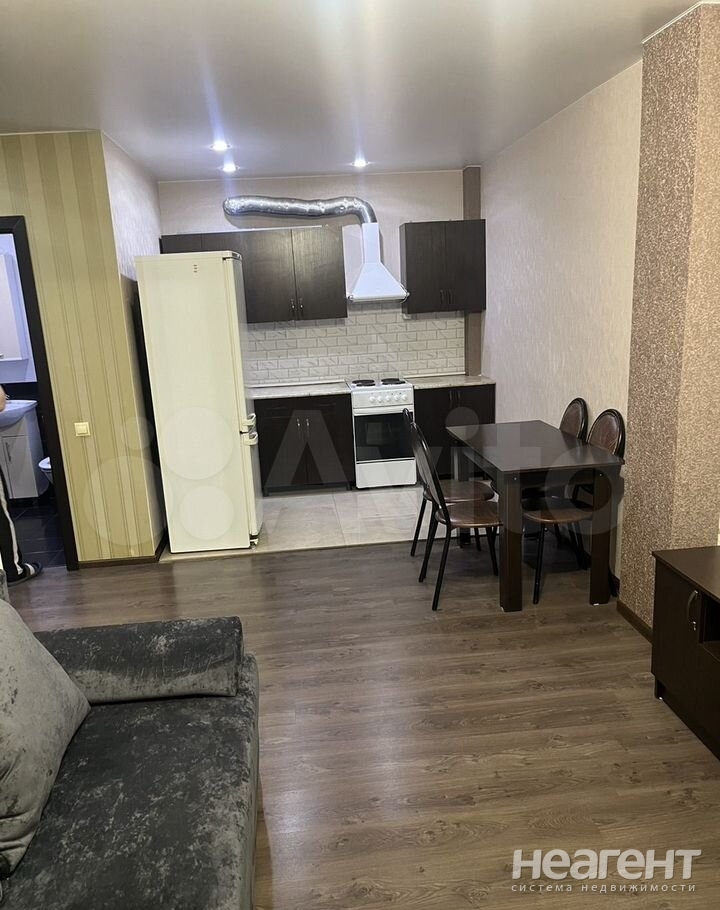 Сдается 2-х комнатная квартира, 40 м²