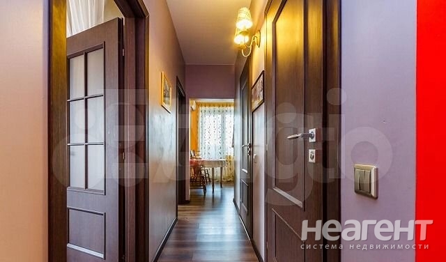 Продается 2-х комнатная квартира, 60 м²