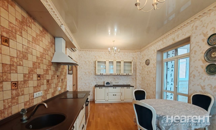 Продается 3-х комнатная квартира, 82 м²