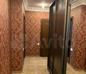 Сдается 2-х комнатная квартира, 79 м²