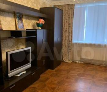 Сдается 2-х комнатная квартира, 79 м²