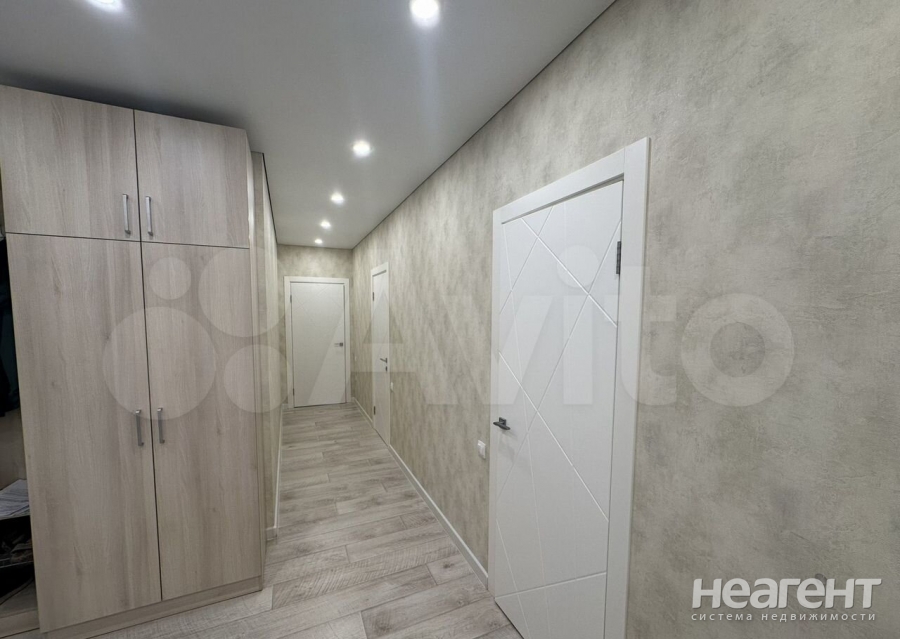 Продается 3-х комнатная квартира, 77 м²