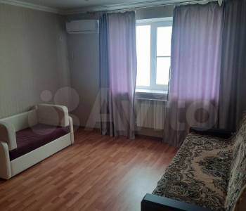 Продается 1-комнатная квартира, 45 м²