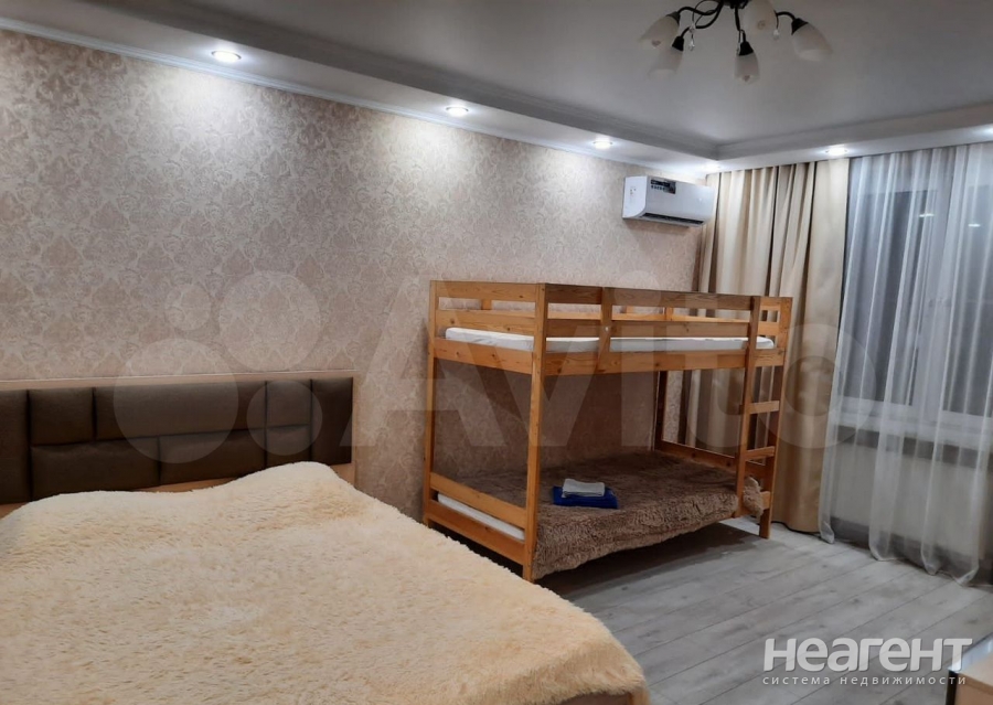 Продается 1-комнатная квартира, 39,7 м²