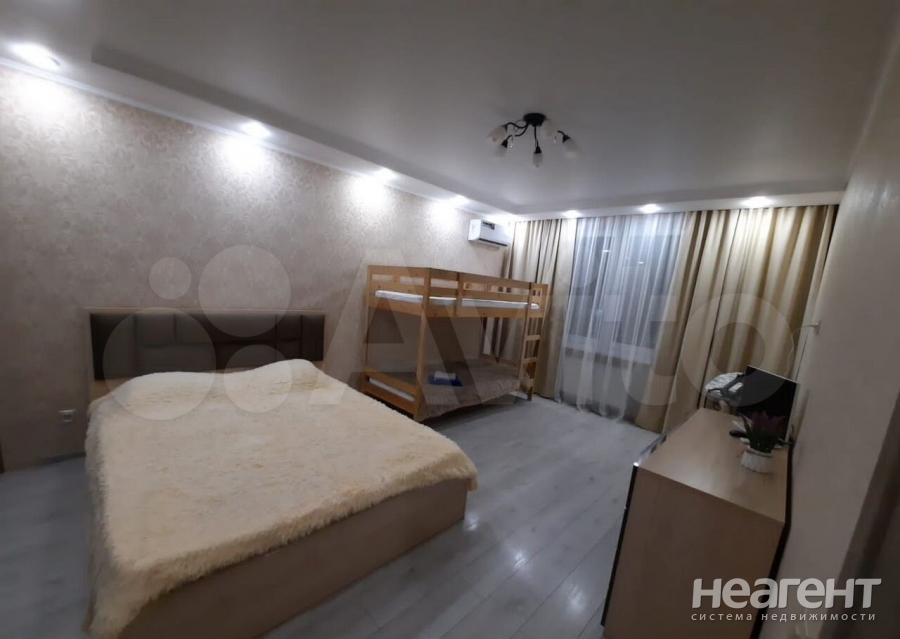 Продается 1-комнатная квартира, 39,7 м²