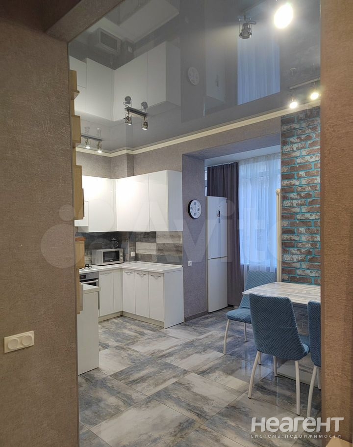 Сдается 2-х комнатная квартира, 52 м²